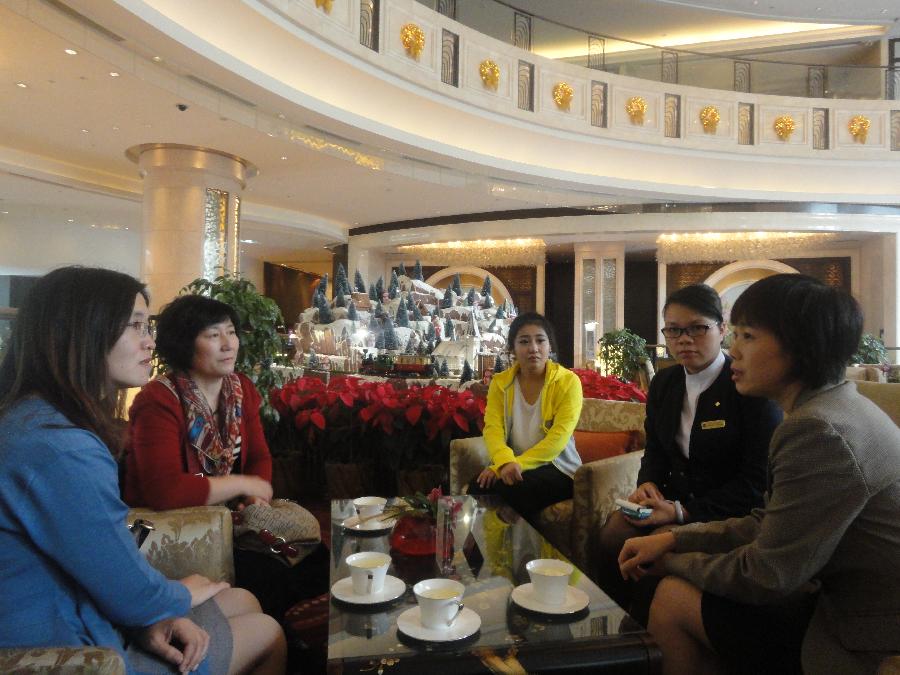 我中心教师走访深圳实习基地，看望实习学生